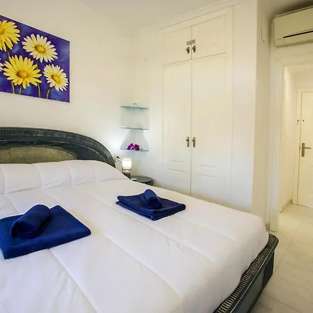 La Giralda F By Interhome *